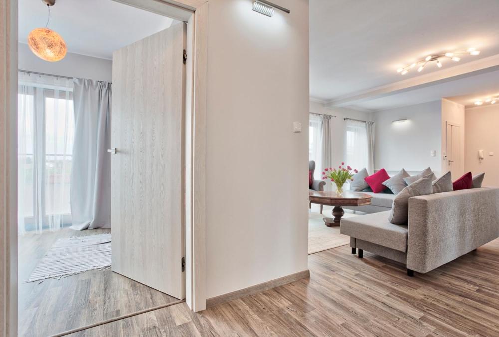 Family Apartment By Tyzenhauz Cracovia Exterior foto